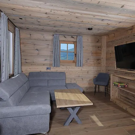 Roderer Apartment *
